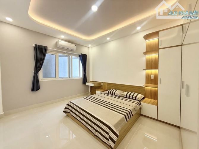 CẦU GIẤY 30M - NHỈNH 7 TỶ - NGÕ THÔNG - GẦN Ô TÔ - NHÀ MỚI Ở NGAY - PHÁP LÝ CHUẨN - 1