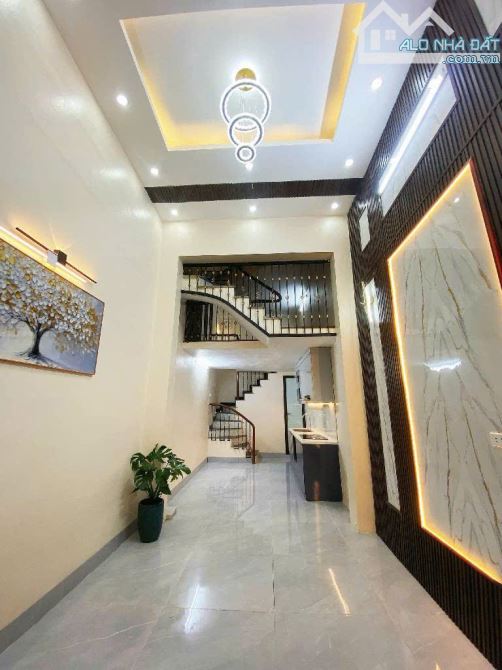 HOÀN KIẾM - NHÀ ĐẸP - 5 TẦNG - 35M - 9,2 TỶ - 1