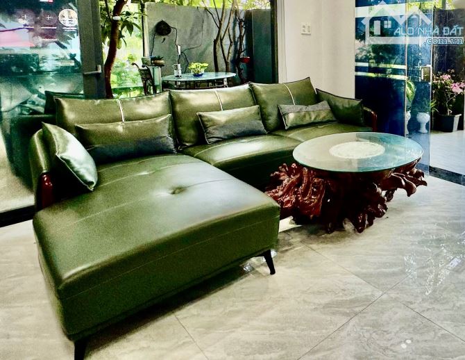 BÁN CĂN BIỆT THỰ LÔ GÓC 2 MT 3 TẦNG ĐƯỜNG 7m5 – ĐỐI DIỆN CÔNG VIÊN – TẠI HÒA XUÂN, ĐÀ NẴNG - 1