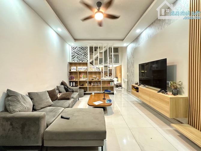 Bán Nhà HXH 8m Đường Nguyễn Xí, Bình Thạnh, DT 4.2 x 15.5m, 4 Tầng, Chỉ 12.5 Tỷ - 1