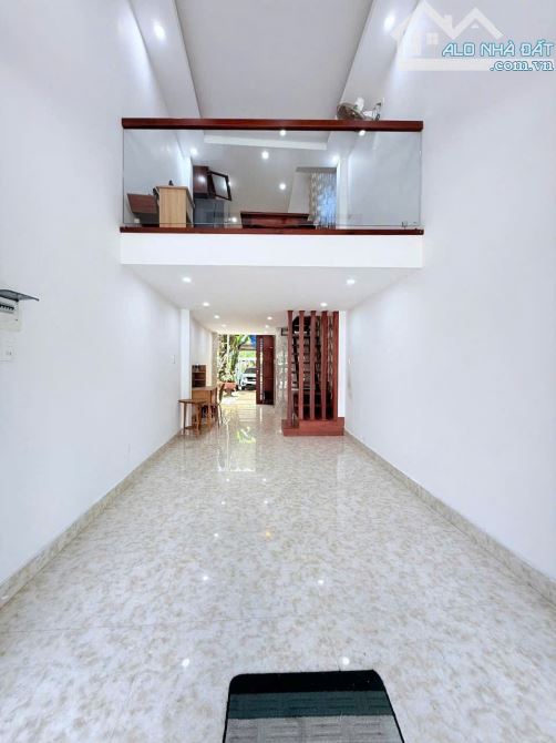 CỰC HIẾM ! NHÀ KHÁ ĐẸP, MẶT TIỀN đg HUỲNH NGỌC HUỆ, THANH KHÊ: 3 TẦNG 1 lửng 1 tum - 1
