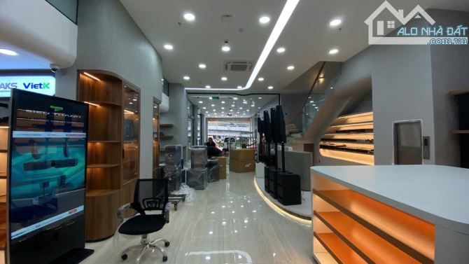 Bán mặt tiền 293-295 Hoàng Văn Thụ, Tân Bình; 306m2 (10x30); 5 Tầng; HĐT 180tr/Th; 100 tỷ - 1
