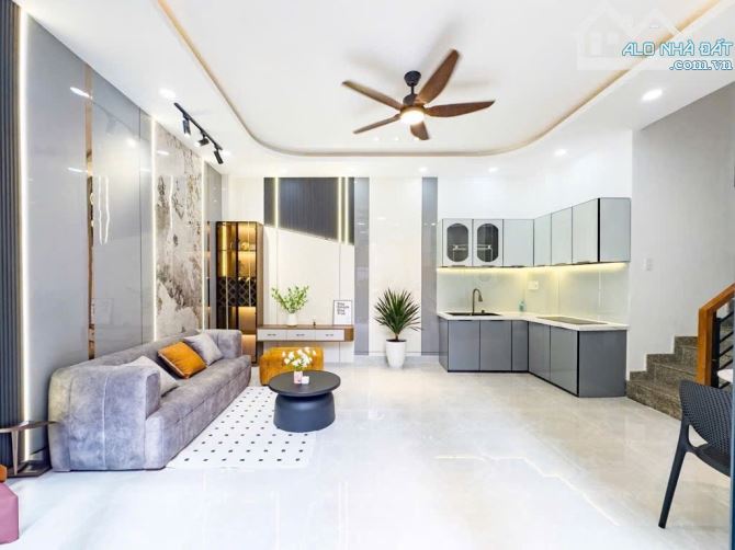 Tôi Chủ Nhà Cần Bán Nhà Phạm Viết Chánh,Bình Thạnh.Giá 5tỷ880/71,76m2.Sổ Sẵn. - 1