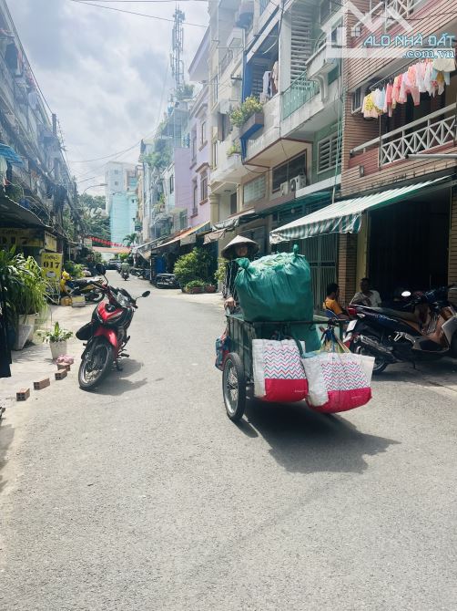 Bán nhà trung tâm Q10 đang giảm giá còn 5,5 tỷ, đường Sư Vạn Hạnh - 1