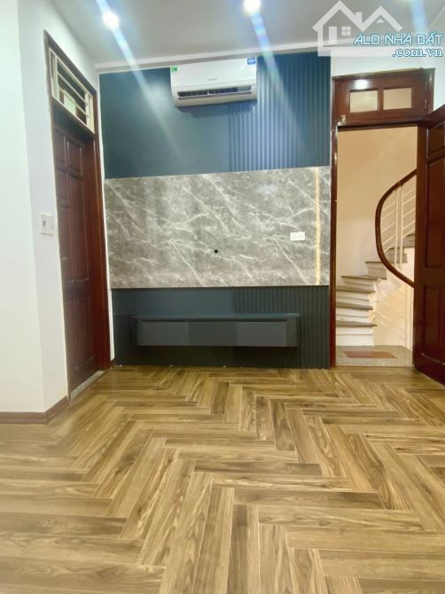 YÊN HOÀ, CẦU GIẤY - 30M2 - 5 TẦNG - MT 4.2M - 7.6 TỶ - LÔ GÓC - NGÕ RỘNG - 1