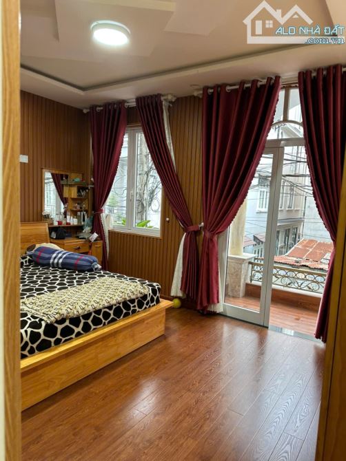 BÁN CĂN NHÀ 3 MẶT TIỀN ĐƯỜNG PHAN ĐÌNH PHÙNG - PHƯỜNG XUÂN HƯƠNG ( P.2 CŨ ) - ĐÀ LẠT - 1