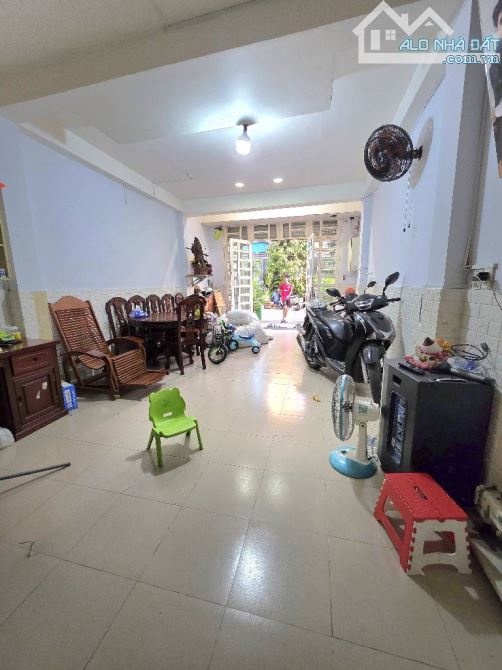 KHU VIP LÊ VĂN QUỚI - 4PN – ĐƯỜNG 12M CÓ LỀ - 66M - NHỈNH 6 TỶ. - 1