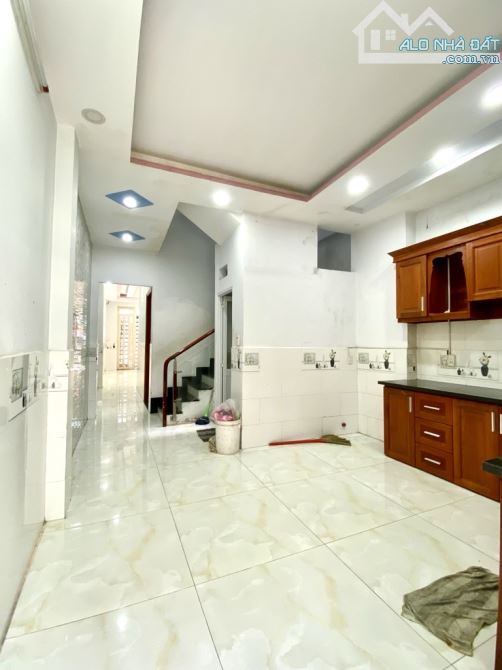 HƯƠNG LỘ 2, KO QUY HOẠCH, KO LỘ GIỚI, 3 TẦNG, 4 X 20, CHỈ 5.9🧄, HXH THÔNG, [677] - 1