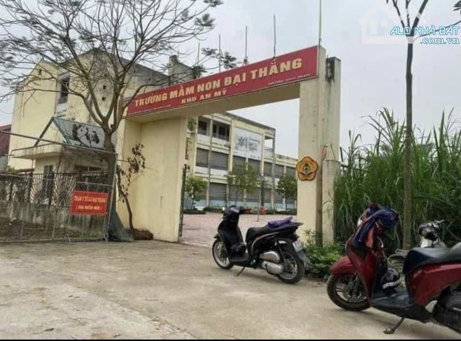 Nhỉnh 2 tỷ có 83m đất đấu giá, lô góc 2 mặt tiền, Đường rộng 6m - 1