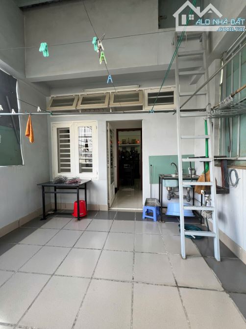 Nhà mới ở ngay hẻm xe hơi Tô Hiến Thành, Q10 - 5 tầng, 5PN, DTSD: 185m2 sổ vuông - 12,9 Tỷ - 1