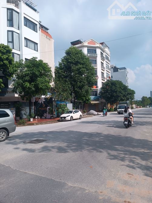 BIỆT THỰ LIỀN KỀ ĐẠI MỖ – 82M² – 4 TẦNG KIÊN CỐ – MẶT TIỀN 5,2M – GẦN NGÃ TƯ LÊ QUANG ĐẠO - 1