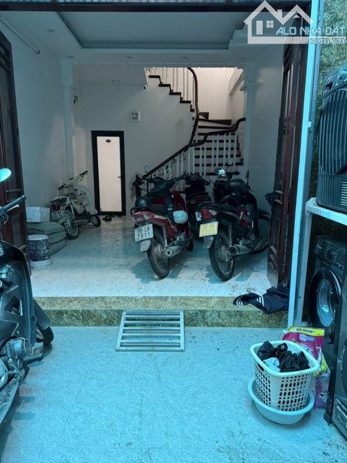 BÁN NHÀ MINH KHAI, 10M RA Ô TÔ, Ô CHỜ THANG MÁY CÓ SẴN, DT 58M2, GIÁ 11.5 TỶ - 1