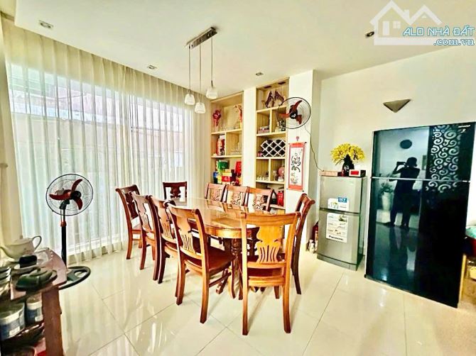 NHÀ ĐẸP – VỊ TRÍ SIÊU HOT – TRẦN PHÚ, NGAY PHỐ DU LỊCH SẦM UẤT - GẦN CẦU RÔNG - 107M2 - 1