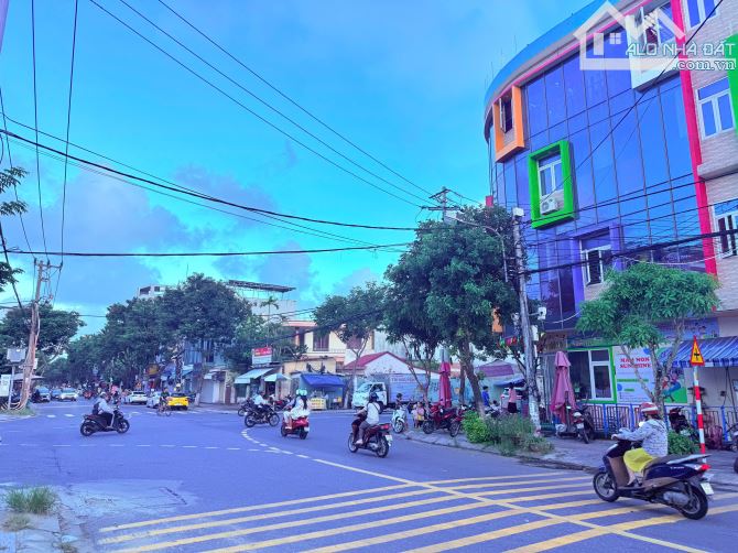 Cơ hộ sở hữu ngay lô góc 2 mặt tiền Nguyễn Công trứ, khu vực hái ra tiền cho nhà đầu tư. - 1