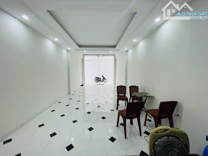 BÁN NHÀ MINH KHAI, THANG MÁY, 40M RA MẶT PHỐ Ô TÔ ĐỖ, DT 50M2, GIÁ 10.5 TỶ - 1