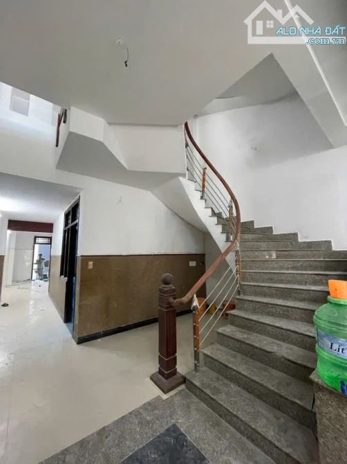 🏠 BÁN NHÀ 4 TẦNG MẶT TIỀN LÊ VĂN HIẾN – NGŨ HÀNH SƠN - ĐÀ NẴNG ✅ - 1
