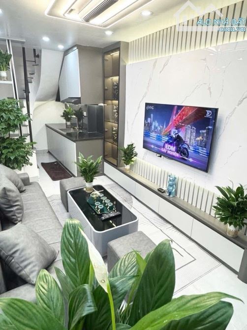 🔥 GIÁ ĐẦU TƯ – TRUNG TÂM ĐỐNG ĐA 🔥 🏡 NHÀ ĐẸP Ở NGAY – 3 NGỦ KHÉP KÍN – ĐỦ CÔNG NĂNG - 1