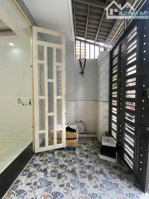 BÁN NHÀ 2 MẶT HẺM XE HƠI CHIẾN LƯỢC BÌNH TRỊ ĐÔNG - 4X18 - 3 TẦNG GIÁ 6,1 TỶ TL - 1