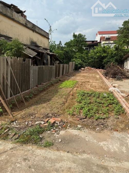 BÁN ĐẤT ĐÀI VIÊN NGUYỆT ĐỨC THUẬN THÀNH DT 72m,chỉ 1x tỷ - 1