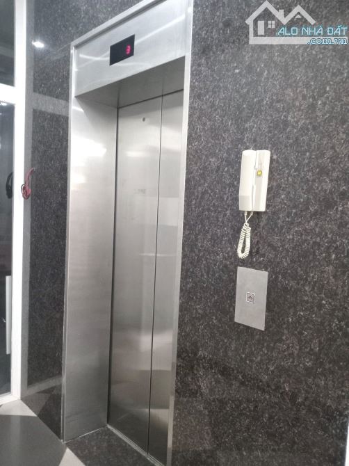 Bán nhà phố Thái 7T thang máy ô tô tránh phân lô vỉa hè DT 103m 58 tỷ - 1