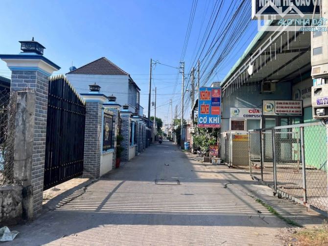 BÁN GẤP LÔ ĐẤT ĐẸP GIÁ TỐT NGAY BÌNH TẢ DT 5X31.8 ,GIÁ 1TY400 SHR SANG TÊN NGAY - 1