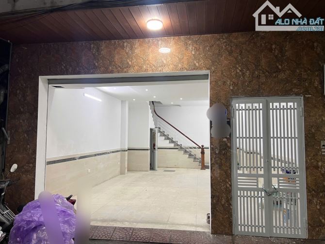 Cho thuê nhà nguyên căn Trung Kính, Cầu Giấy. DT 68m x 5 tầng, giá 28tr - 1