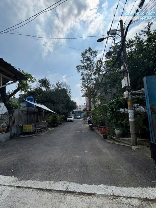 CHỦ- HẼM OTO TRÁNH NHAU,  846 QUANG TRUNG 82M2 -  KV DcXÂY CAO LẦU - 1