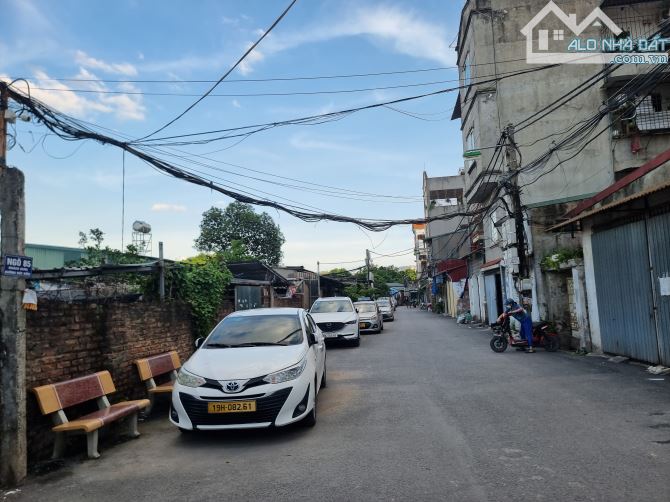 Đất Cổ Nhuế, Bắc Từ Liêm 54m2 ~4m MT chỉ 4,65 tỷ thổ cư ô tô qua nhà - bãi xe - phân lô - 1