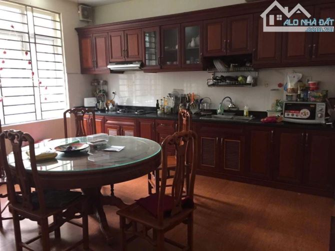 Cho thuê nhà ngõ 126 Hào Nam, Ô Chợ Dừa, Đống Đa. DT 55m x 5 tầng, giá 18tr - 1