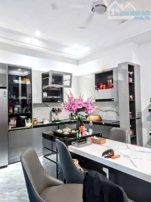 SIÊU PHẨM NHÀ ĐẸP 3 TẦNG MT PHẠM NGỌC THẠCH_HẢI CHÂU_LÔ GÓC_68 M2_KD ĐINH_NHINH 9 TỶ - 1