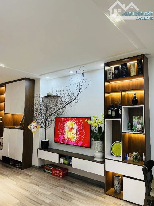 5,3 Tỷ Căn Hộ 2 Ngủ Toà CT2 VOV Mễ Trì -Trung Tâm Nam Từ Liêm  + DT 75m .Tầng Cao View Đẹp - 1