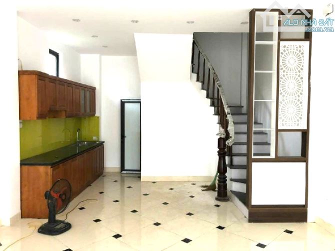 BÁN NHÀ BÁT KHỐI 50M2, 5 TẦNG MỚI ĐẸP, LÔ GÓC THOÁNG SÁNG, 7.1 TỶ. - 1