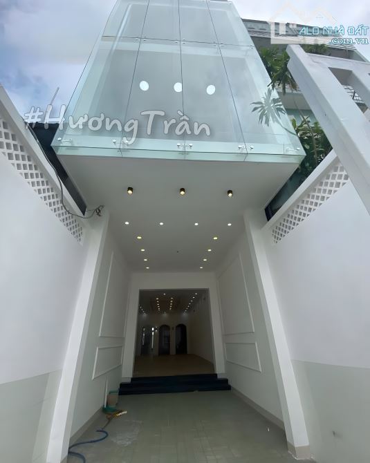 CHO THUÊ NHÀ 3 TẦNG MẶT TIỀN ĐƯỜNG XÔ VIẾT NGHỆ TĨNH, P. NINH KIỀU - Đối diện trường THPT - 1