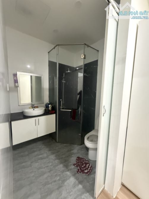 💥BÁN NHÀ 2 TẦNG - 70m2(Ngang6m) - Kiệt Oto Phan Tứ - Ở cho thuê tốt - Giá : 6.1 tỷ . - 1