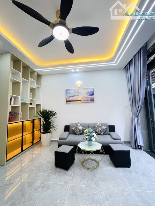 Nhà 3 tầng 3 phòng ngủ nhang lớn 4m4 khu đồng bộ giá 5 tỷ 850 đường số 59 Quận Gò Vấp - 12