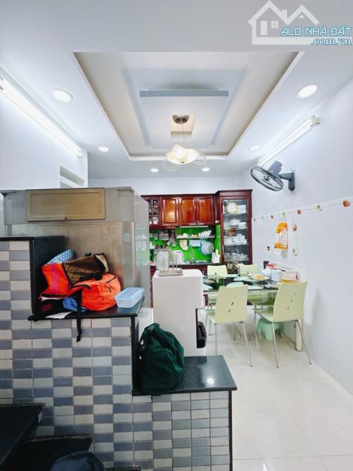 MẶT TIỀN KINH DOANH Q4 CÓ 1O TỎI - 13