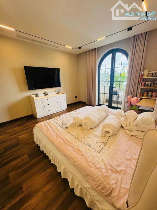 BÁN NHÀ KHU BIỆT THỰ LÊ VĂN SỸ. DT:  4.5 x25m 1 Hầm 6 tầng, tặng hết nội thất cao cấp - 13