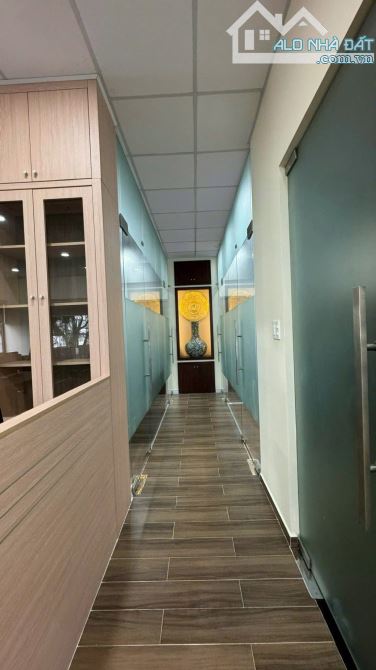 Bán nhanh KHách sạn Vip tại Nguyễn Văn Trỗi - Dòng tiền ổn định - 13