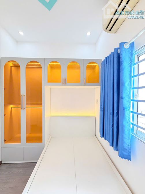 NHÀ ĐẸP – 3 LẦU – FULL NỘI THẤT – XE HƠI ĐẬU TRƯỚC NHÀ  Vị trí: Số 4 Đào Tông Nguyên - 13