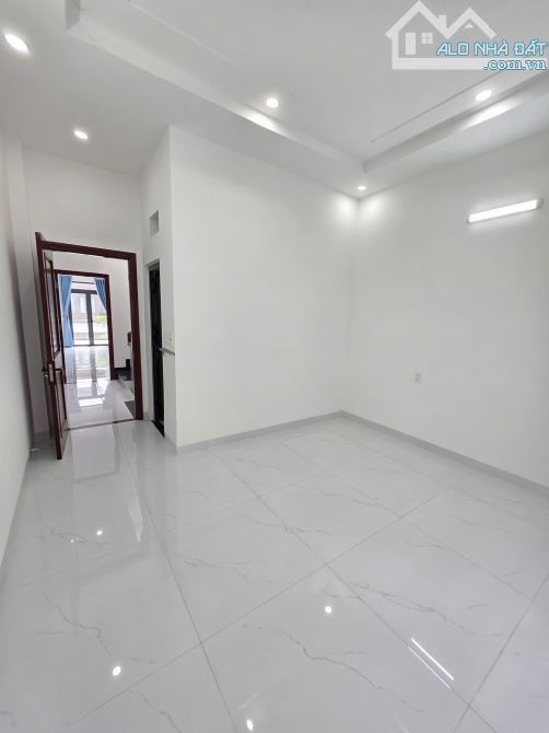 Bán nhà 1 trệt 2 lầu, đúc 3 tấm, KDC, p.Thuận Giao, Tp.Thuận An chỉ 4,6 tỷ TL M7798 - 13