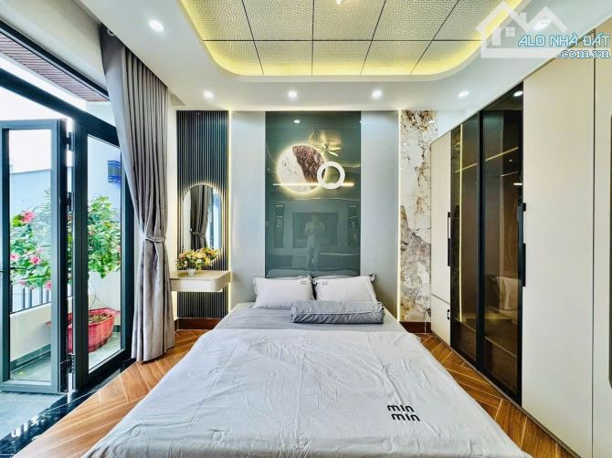 Nhà đẹp Full nội thất gần siêu thị Emart Phan Huy Ích - 14