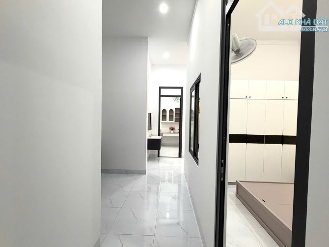 NHÀ MỚI THIẾT KẾ HIỆN ĐẠI - MT HẺM 3 XE HƠI NÉ NHAU 133 Nơ Trang Gưh - 15