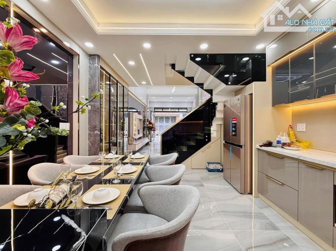 Bán nhà mới 1/ như hình, cc Lê Văn Thọ, Gò Vấp. 4*16m, - 16