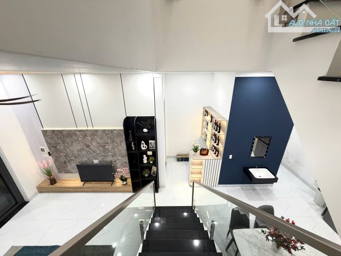 NHÀ MỚI THIẾT KẾ HIỆN ĐẠI - MT HẺM 3 XE HƠI NÉ NHAU 133 Nơ Trang Gưh - 16
