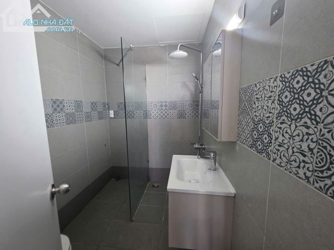 Chính chủ gấp bán toà căn hộ ở khu phố du lịch, gần cầu rồng, liên hệ em tư vấn - 2