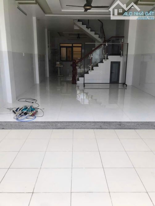 Nhà 1 Trệt 3 Lầu 5x20m 6 Phòng 4 wc KDC Phú Lợi Trịnh Quang Nghị Giá 16 Triệu - 2