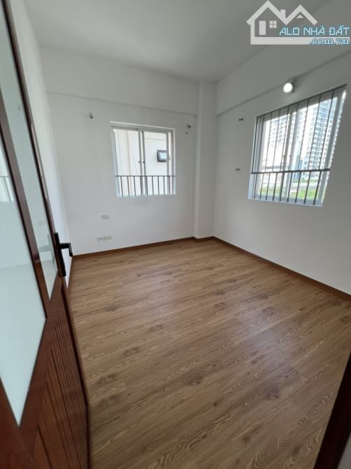 Cho thuê chung cư N5D Hoàng Đạo Thúy, 80m, 2 phòng ngủ, 11 triệu - 2