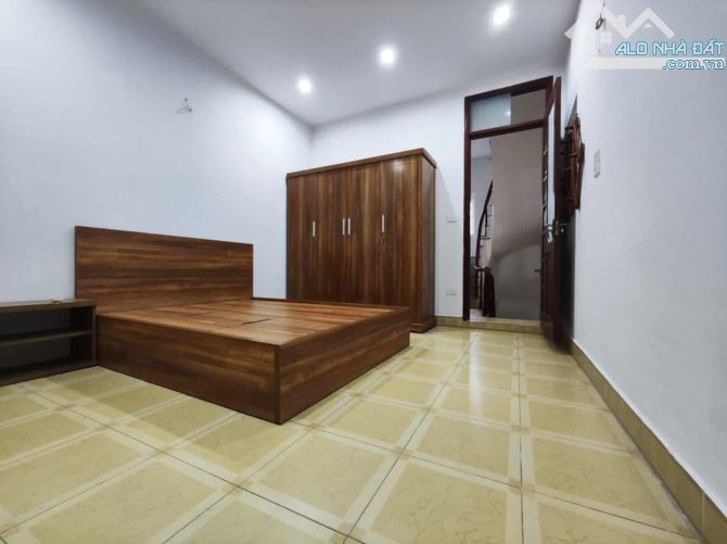 CHO THUÊ NHÀ NGUYÊN CĂN PHỐ NGỌC KHÁNH, BA ĐÌNH, 32M2, 4 TẦNG, NHÀ ĐẸP FULL ĐỒ, GẦN PHỐ - 2