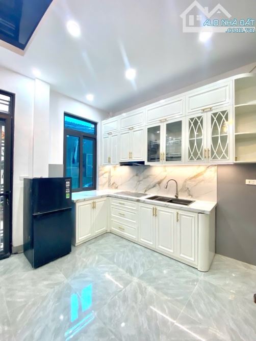 🔥 GIÁ TỐT- BÁN NHÀ PHỐ NGUYỄN CHÍNH – 32M² – 4 TẦNG – GIÁ 10.3 TỶ - 2
