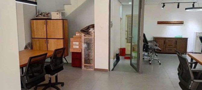 Tòa Nhà Nguyễn Gia Trí – Vị Trí Kim Cương Mặt tiền đẹp, sang, rộng 9x7.5m - 2